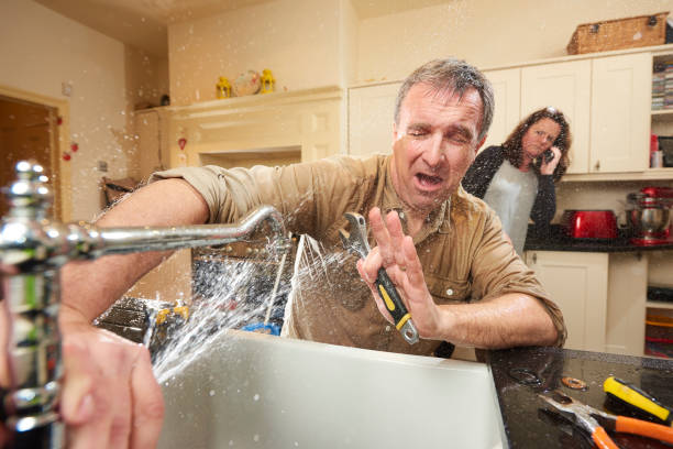 Water damage restoration process in Noroton, CT